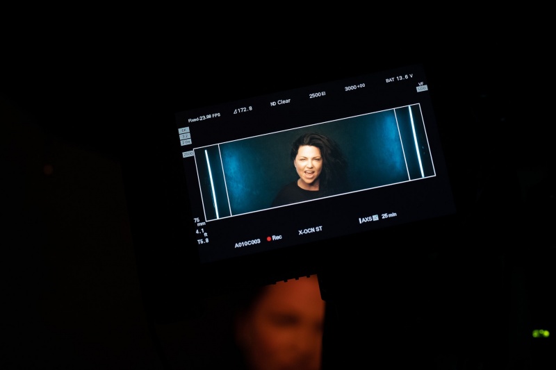 File:Amy UMV bts.jpg